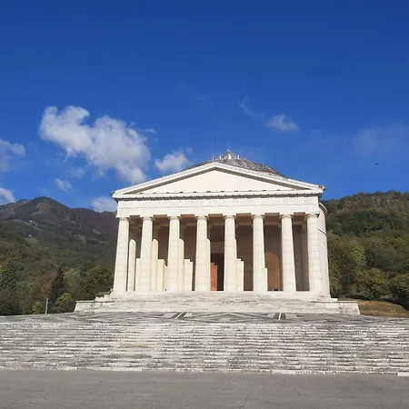 Dolce Bosco Βίλα